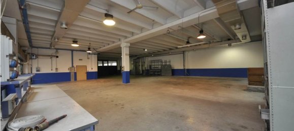  مستودع في Bovisio Masciago, Italy 1900متر مربع رقم 215663 2