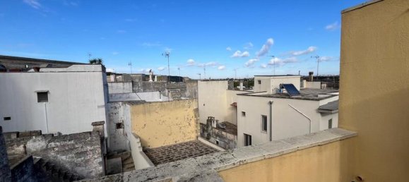 Дом с 3 спальнями в Ruffano, Италия № 185756 4