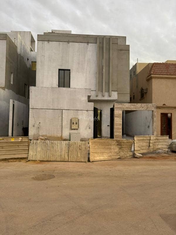 5 bedrooms Villa in Riyadh, Saudi Arabia No. 572