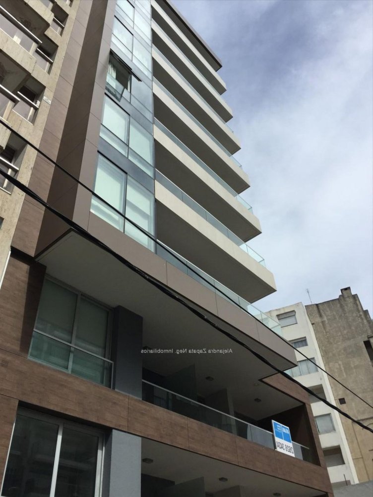 Студия в Монтевидео, Уругвай № 8681