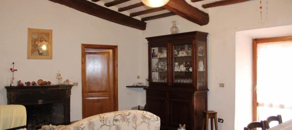 3 Schlafzimmer Wohnung in Montecatini Val di Cecina, Italy, Nr. 1393 9