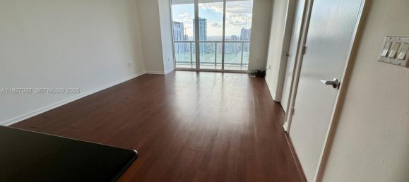 1 bedroom Commercial property for sale in Miami, Miami-Dade, Florida, USA № 614491 3