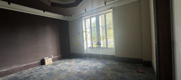 Bureau à Bourges, France 63m² No. 154783 3