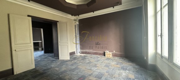 Bureau à Bourges, France 63m² No. 154783 2