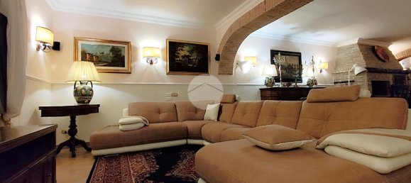 Вилла с 7 комнатами в Рим, Италия № 32898 36