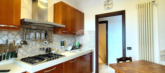 Вилла с 7 комнатами в Рим, Италия № 32898 18