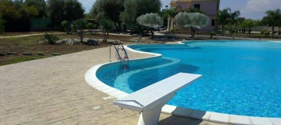 3 bedrooms Villa in Syracuse, Italy No. 249627 13