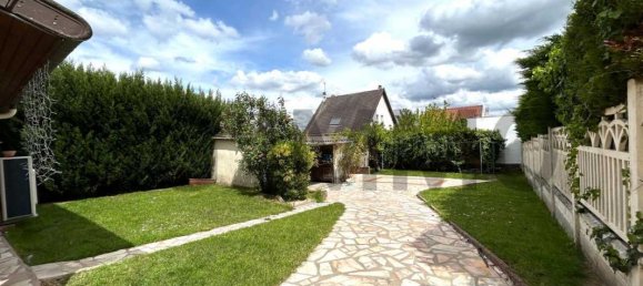 3 bedrooms House in Coubron, France No. 192954 12