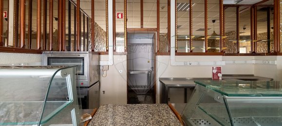 58m² Commercial property in Arruda dos Vinhos, Portugal No. 160569 7