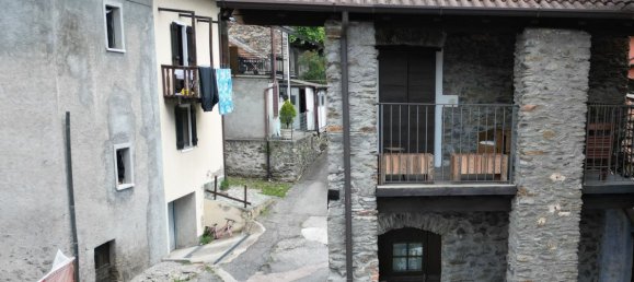 4 rooms House in Colico, Italy No. 258640 6