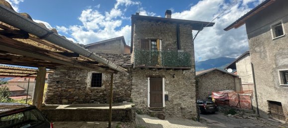 4 rooms House in Colico, Italy No. 258640 4