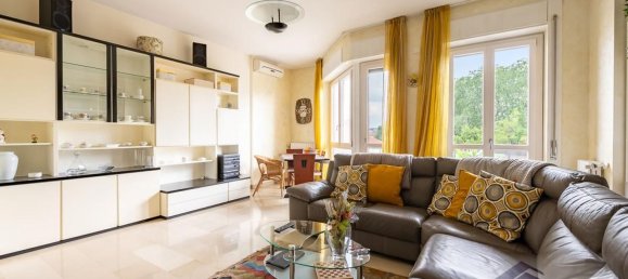 3-Zimmer Wohnung in Milan, Italy, Nr. 338189 2