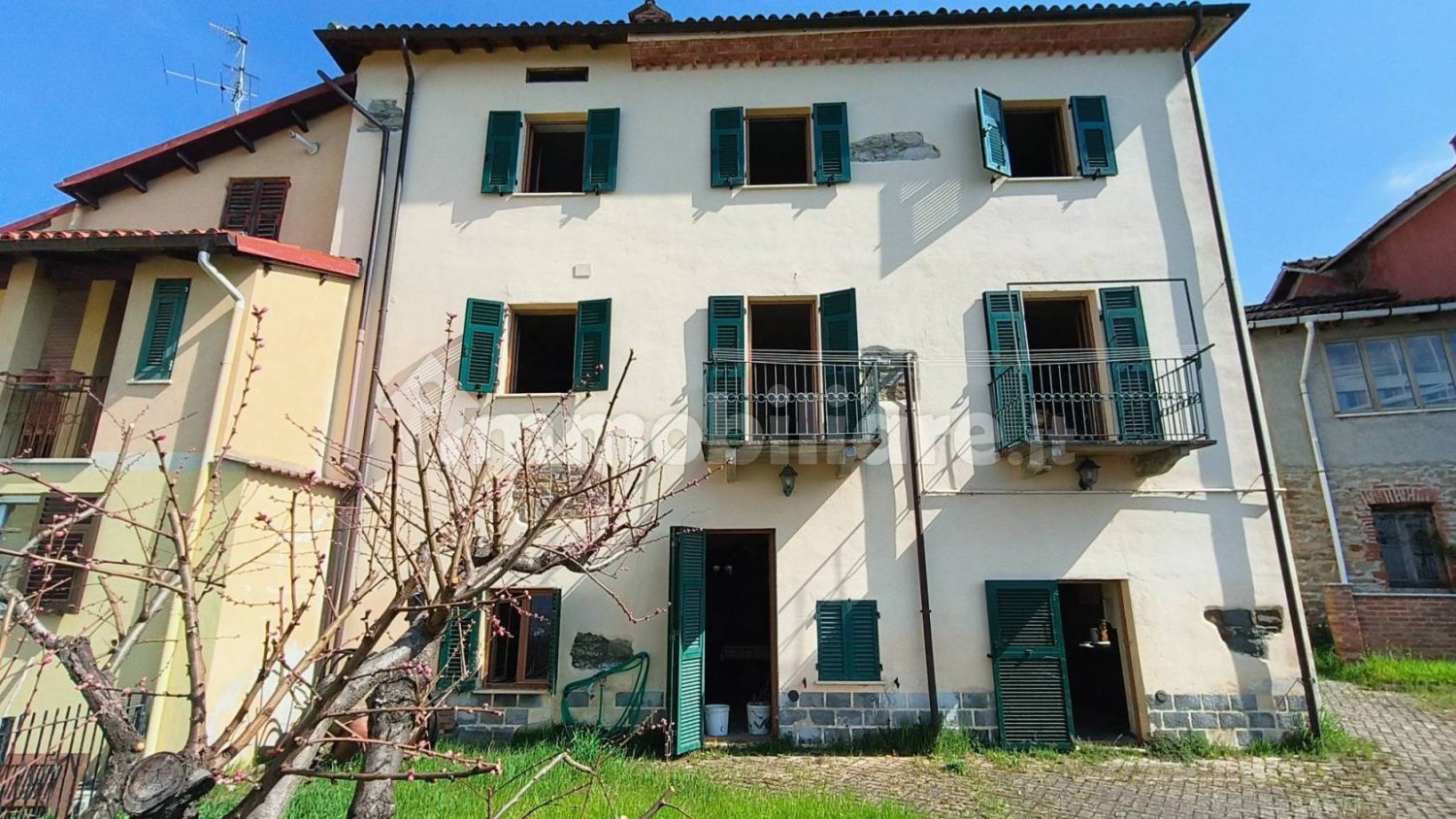 4 bedrooms House in Tagliolo Monferrato, Italy No. 299615
