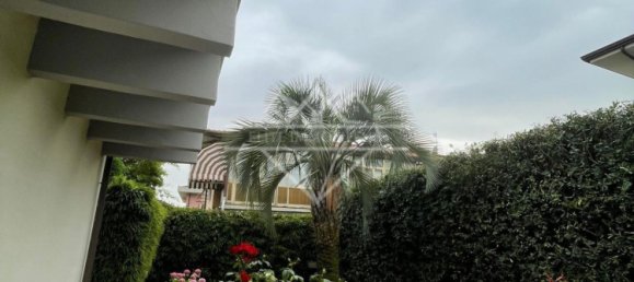 3 bedrooms House in Carrara, Italy No. 189019 38