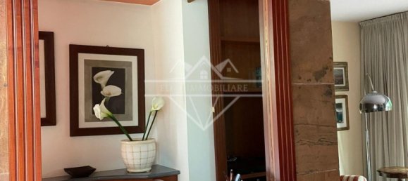 3 bedrooms House in Carrara, Italy No. 189019 35