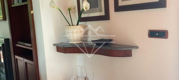 3 bedrooms House in Carrara, Italy No. 189019 42