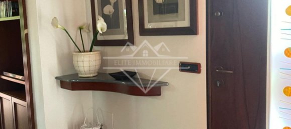 3 bedrooms House in Carrara, Italy No. 189019 46