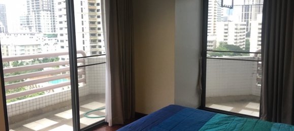 3 bedrooms Condo in Bangkok, Thailand No. 2512 12