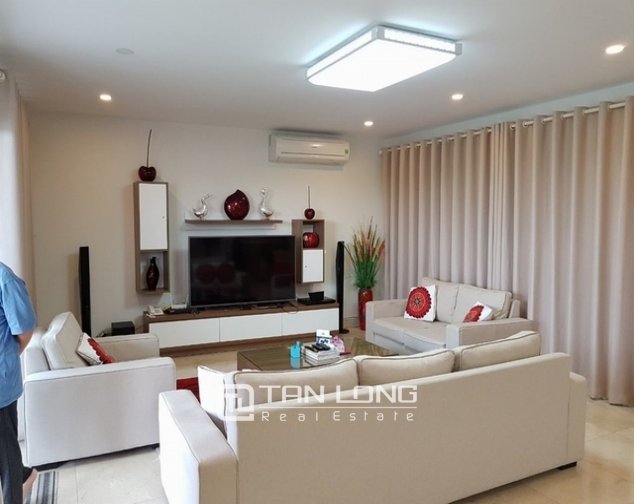 7 bedrooms Villa in Tay Ho, Vietnam No. 1801