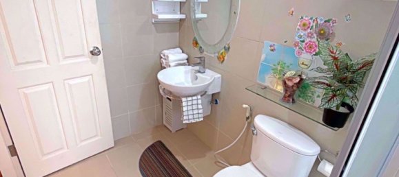 Кондоминиум  с 2 спальнями в Supalai Park Ekkamai-Thonglor, Пляж Рейли, Таиланд № 29587 15