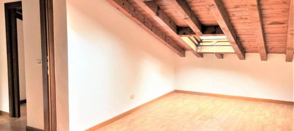 5غرفة شقة في Brescia, Italy رقم 117163 7