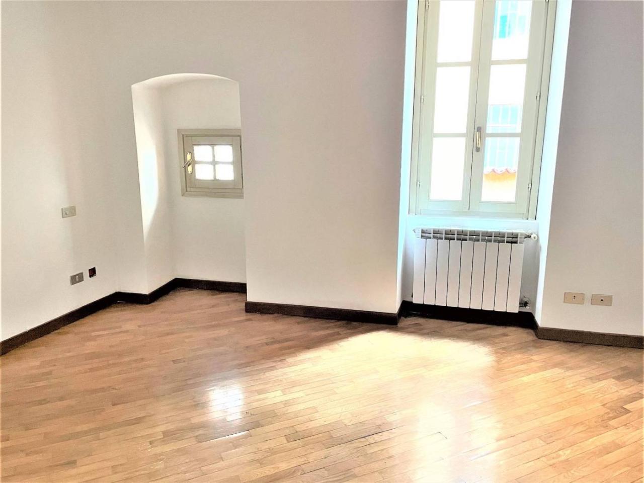 5غرفة شقة في Brescia, Italy رقم 117163