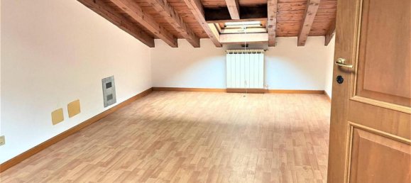 5غرفة شقة في Brescia, Italy رقم 117163 2