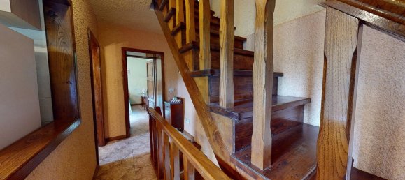 4 bedrooms House in Fabbriche di Vergemoli, Italy No. 237861 16