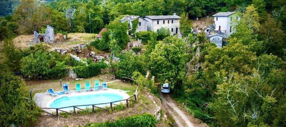 4 bedrooms House in Fabbriche di Vergemoli, Italy No. 237861 36