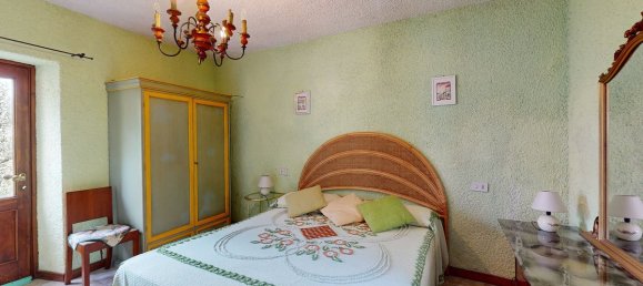 4 bedrooms House in Fabbriche di Vergemoli, Italy No. 237861 12