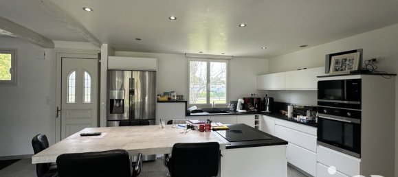 8 rooms House in Josselin, France No. 196140 3