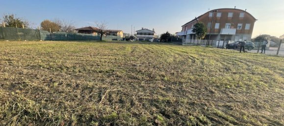 2562m² Land in Curtarolo, Italy No. 237677 3