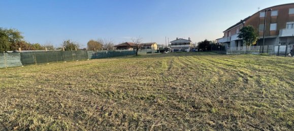 2562m² Land in Curtarolo, Italy No. 237677 4