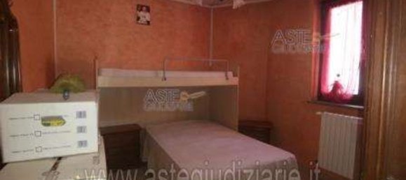 5 rooms Apartment in Favria, Italy No. 275548 4