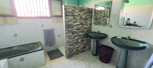 4 bedrooms Villa in Lapalud, France No. 279077 6