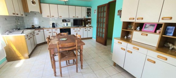 4 bedrooms Villa in Lapalud, France No. 279077 2