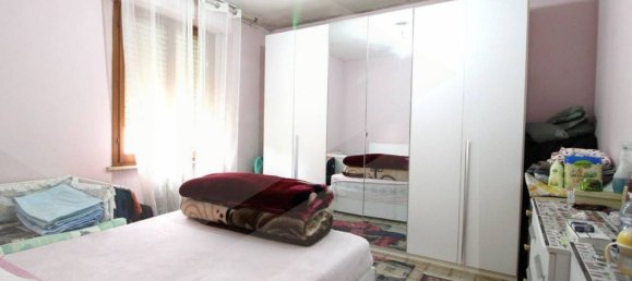 5 rooms Apartment in Cascina, Italy No. 22112 10