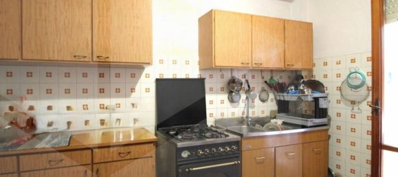 5 rooms Apartment in Cascina, Italy No. 22112 7