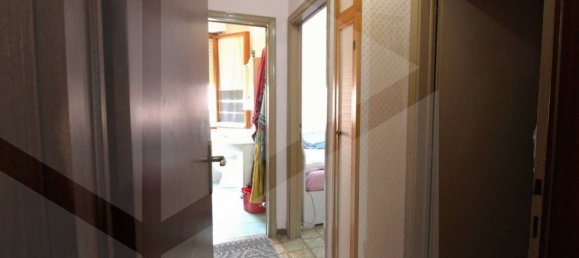 5 rooms Apartment in Cascina, Italy No. 22112 11