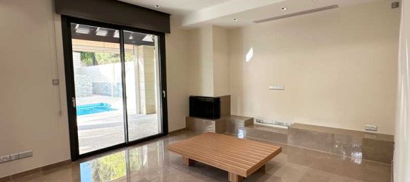 4 Schlafzimmer Villa in Latsia, Cyprus, Nr. 16605 11