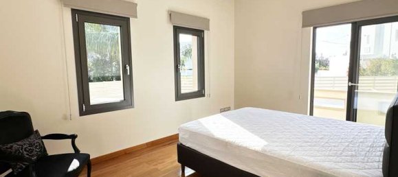 4 Schlafzimmer Villa in Latsia, Cyprus, Nr. 16605 9