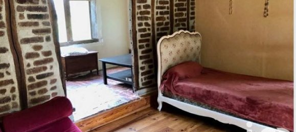 3 bedrooms House in Ambloy, France No. 304713 3