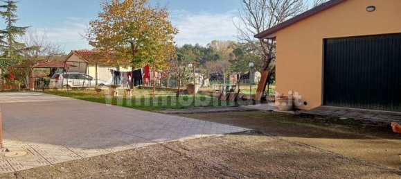 6 bedrooms Villa in Tuoro sul Trasimeno, Italy No. 122850 14