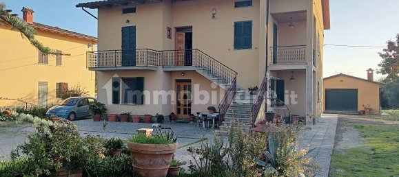 6 bedrooms Villa in Tuoro sul Trasimeno, Italy No. 122850 2