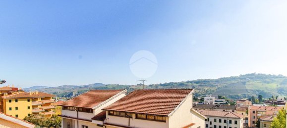 3 bedrooms Penthouse in Alba Adriatica, Italy No. 35464 7