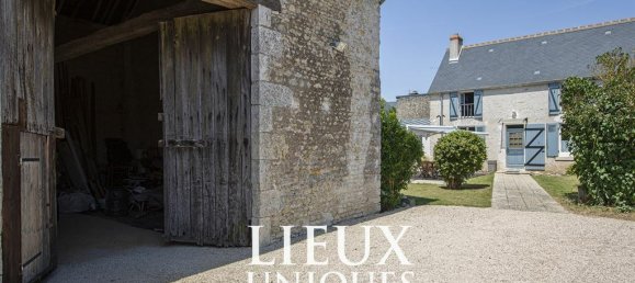 3 bedrooms House in La Chapelle-Saint-Martin-en-Plaine, France No. 88723 24