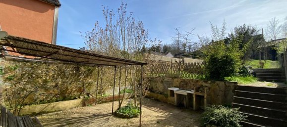 3 Schlafzimmer Haus in Nogent-le-Rotrou, France, Nr. 82193 2