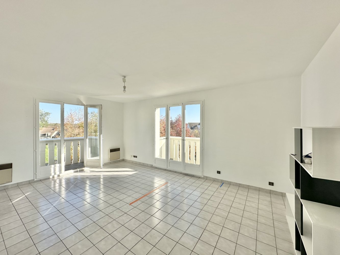 Studio in Noisy-le-Grand, France, Nr. 177082