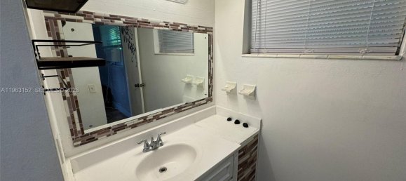 1 bedroom Commercial property for rent in Miami, Miami-Dade, Florida, USA № 614314 9