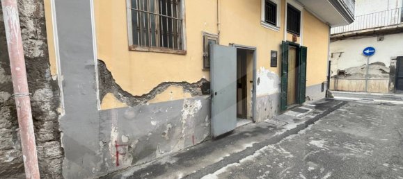 1-Zimmer Gewerbliche Immobilie in Brusciano, Italy, Nr. 24709 16